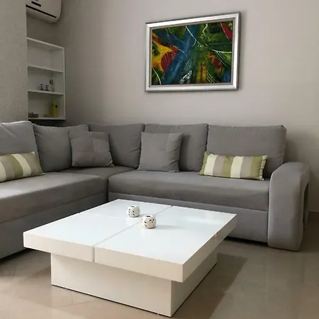 Mali I Robit Beachfront Διαμέρισμα Golem (Tirana)