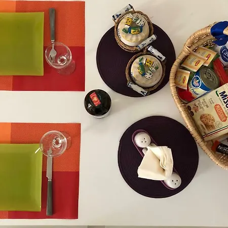 Mali I Robit Beachfront Apartament *