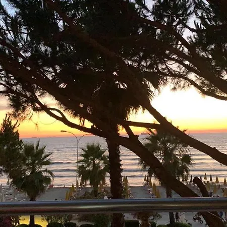 Apartment Mali I Robit Beachfront *