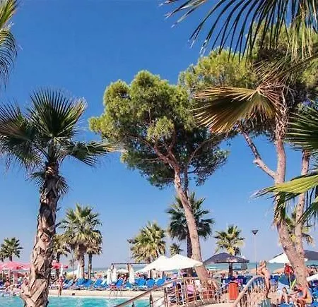 Mali I Robit Beachfront * Golem (Tirana)