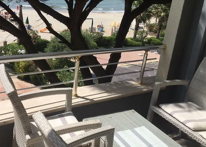 Apartment Mali I Robit Beachfront Golem (Tirana)