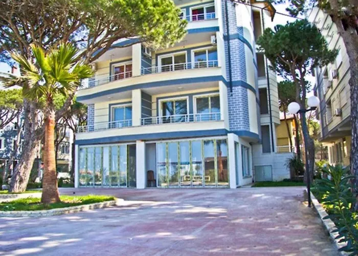 Apartment Mali I Robit Beachfront Golem (Tirana)