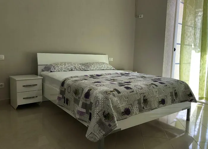 Apartament Mali I Robit Beachfront *