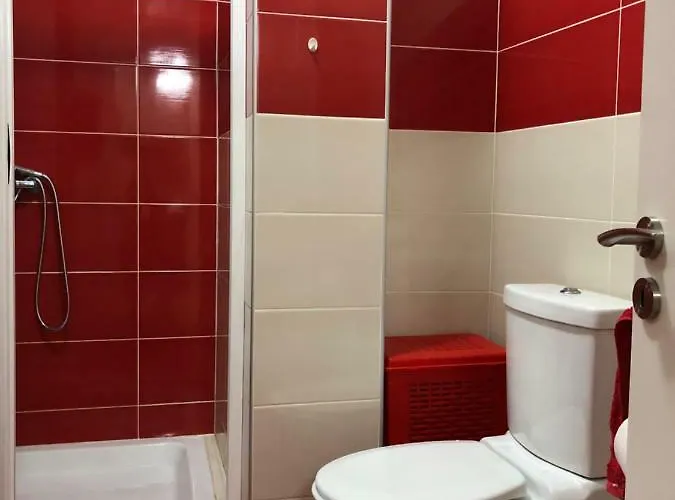 Mali I Robit Beachfront Golem (Tirana)